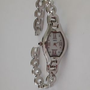 Quartz link womens watch